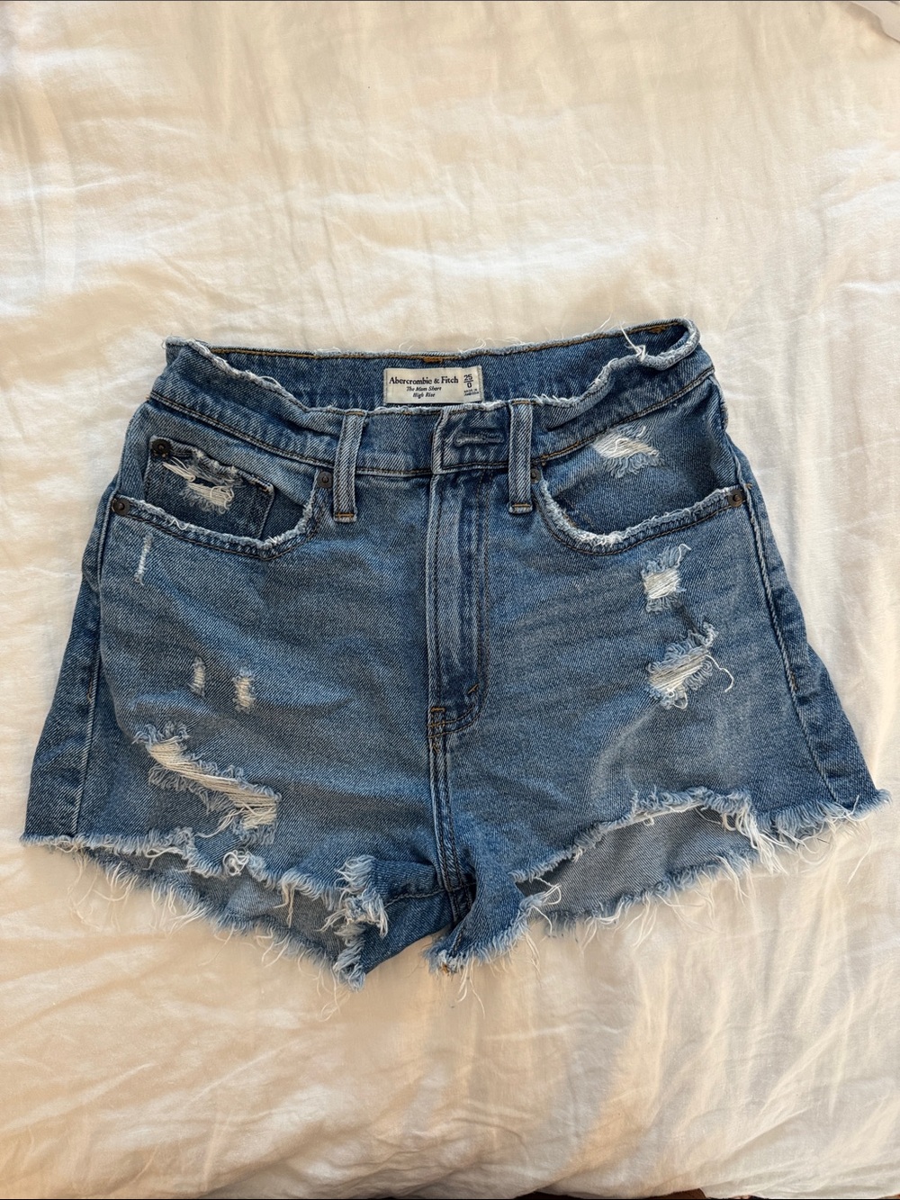Abercrombie & Fitch curve love mom shorts